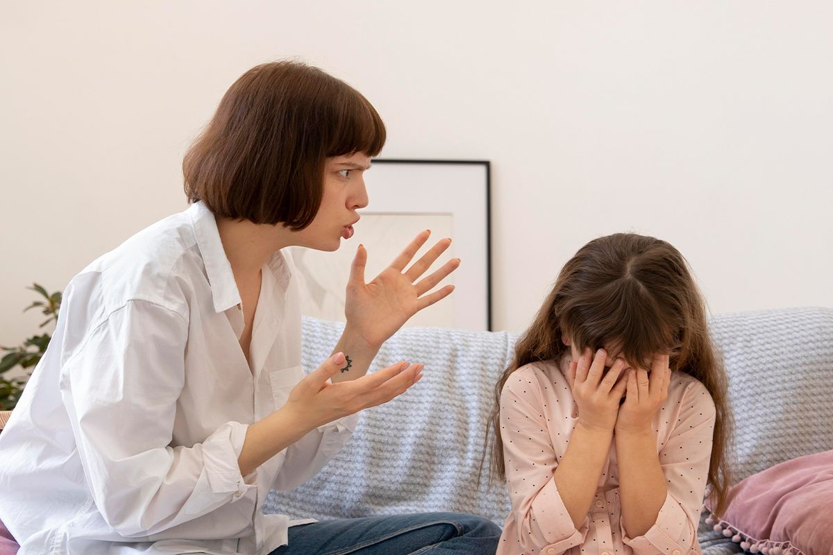 Orangtua harus bisa belajar mengelola emosi anak.