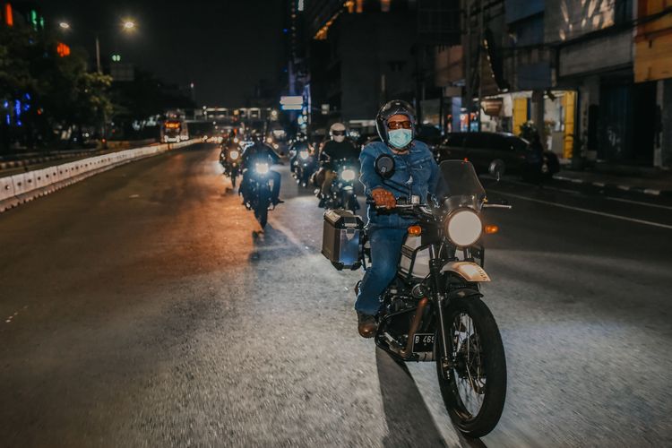 Royal Enfield Indonesia menggelar Ride After Dark