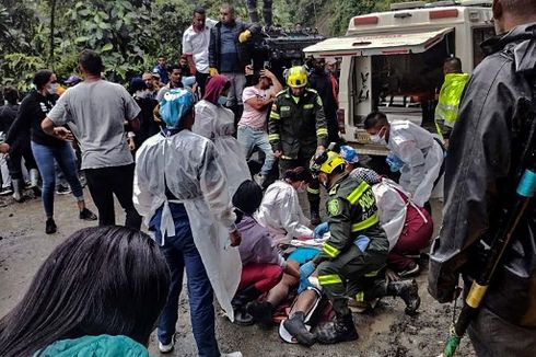 Tanah Longsor Timpa Bus di Kolombia, 3 Orang Tewas, 20 Lainnya Masih Terjebak