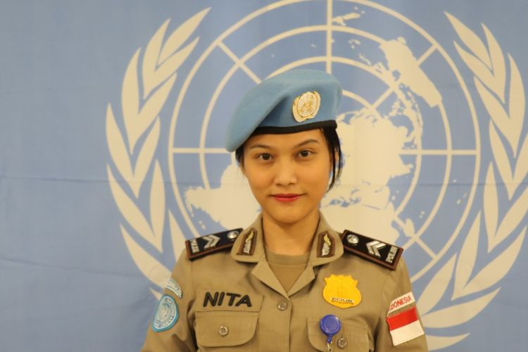 Perserikatan Bangsa-Bangsa (PBB) mengumumkan bahwa Brigadir Polisi Satu Renita Rismayanti dari Indonesia akan menerima Penghargaan Petugas Polisi Wanita Terbaik PBB Tahun 2023 pada Kamis (16/11/2023).