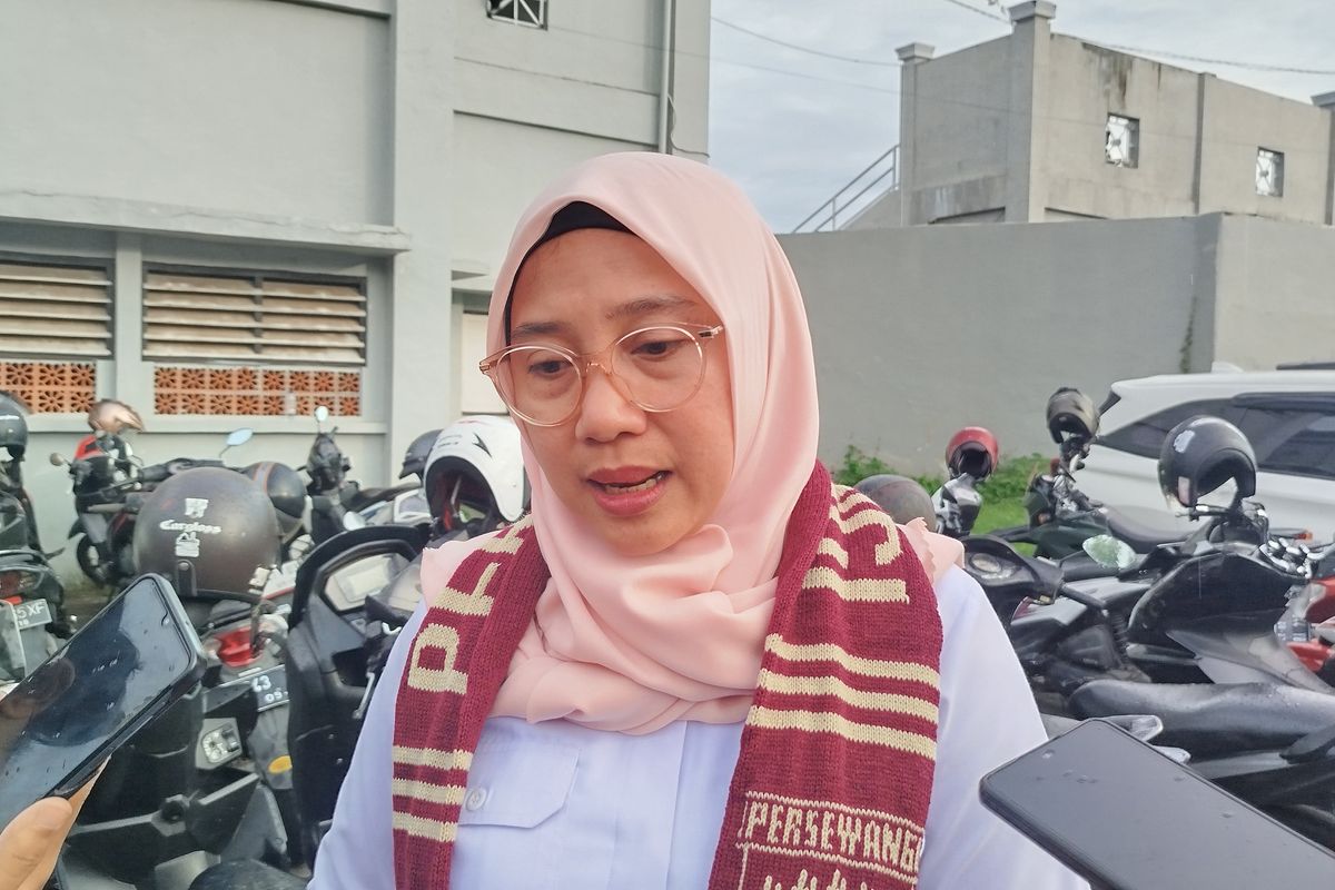 Bupati Banyuwangi Ipuk Fiestiandani di Stadion Diponegoro Banyuwangi, Rabu (22/1/2025) 