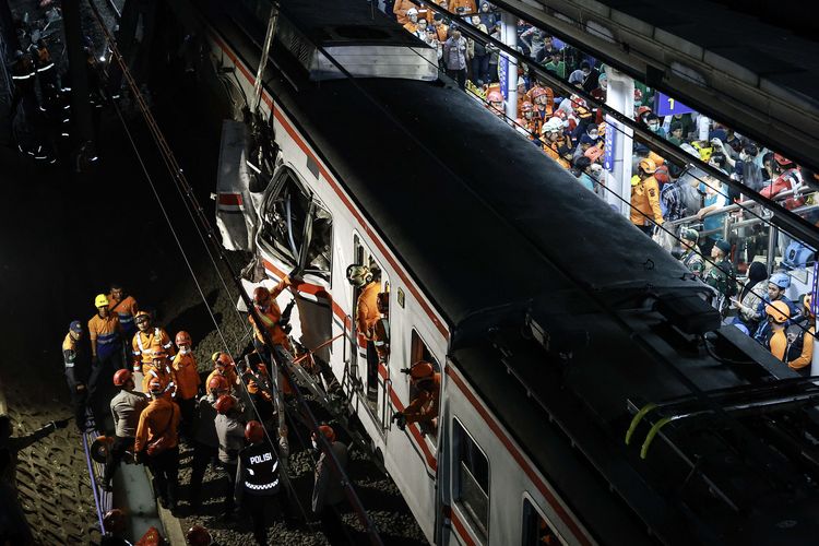 19 Perjalanan Kereta Api Dibatalkan Imbas Tabrakan di Bekasi Timur, Ini Daftarnya