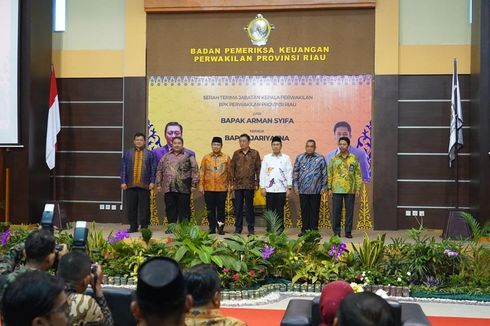 Hadiri Serah Terima Jabatan Kepala BPK Perwakilan Riau 2023, Gubri Sampaikan Pesan Ini