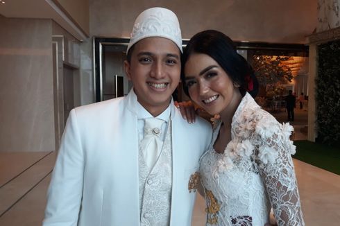 Sah, Ge Pamungkas dan Herzigova Kini Berstatus Suami Istri