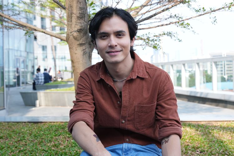 Jourdy Pranata Tirukan Cara Jalan Donny Damara demi Film Hari Ini Akan Kita Ceritakan Nanti