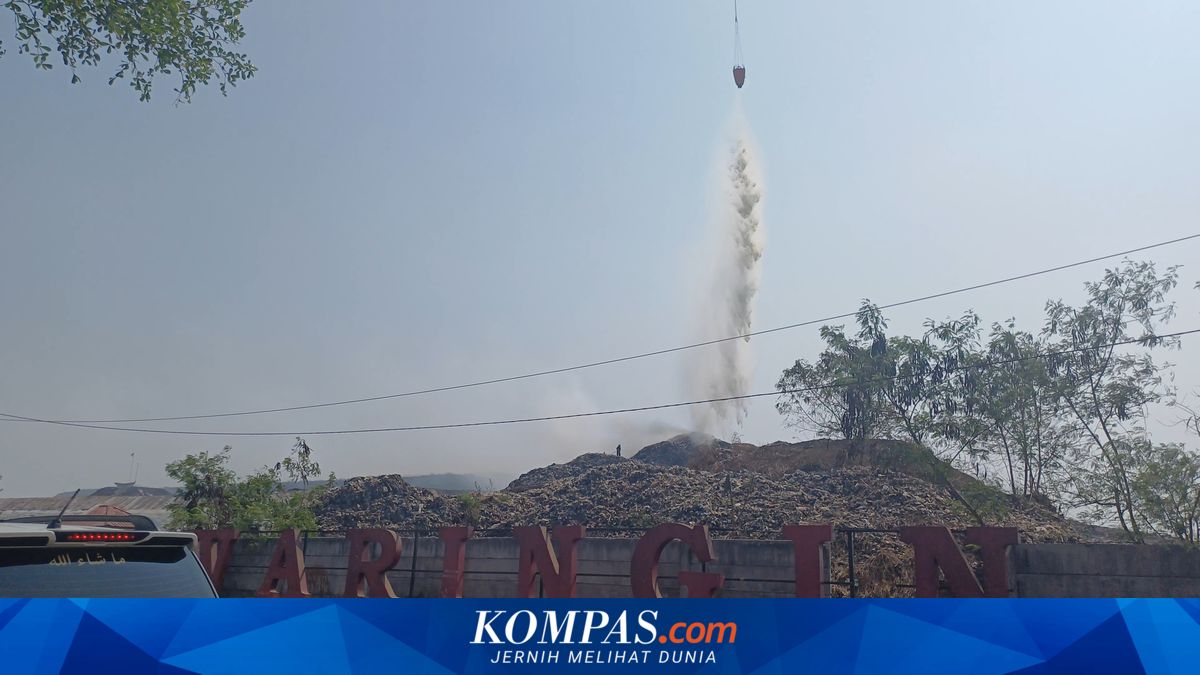 28 Warga Bertahan di Pengungsian, Asap Kebakaran TPA Jatiwaringin Belum Hilang