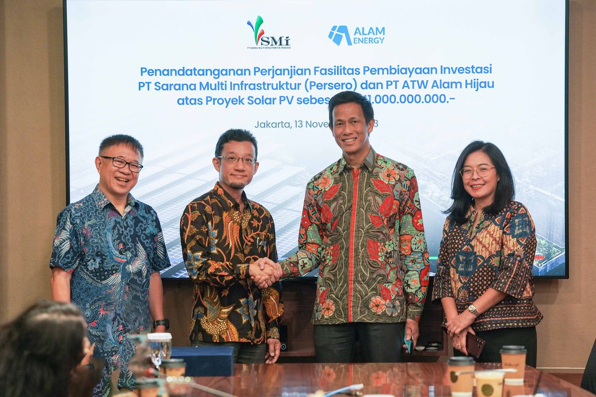 Alam Energy Terima Pembiayaan Rp 41 miliar dari PT Sarana Multi Infrastruktur (Persero) Stau SMI. Acara penandatanganan pemberian fasilitas pembiayaan ini dilaksanakan di kantor PT SMI di Sahid Sudirman Center, Jakarta, pada Senin (13/11/2023). 