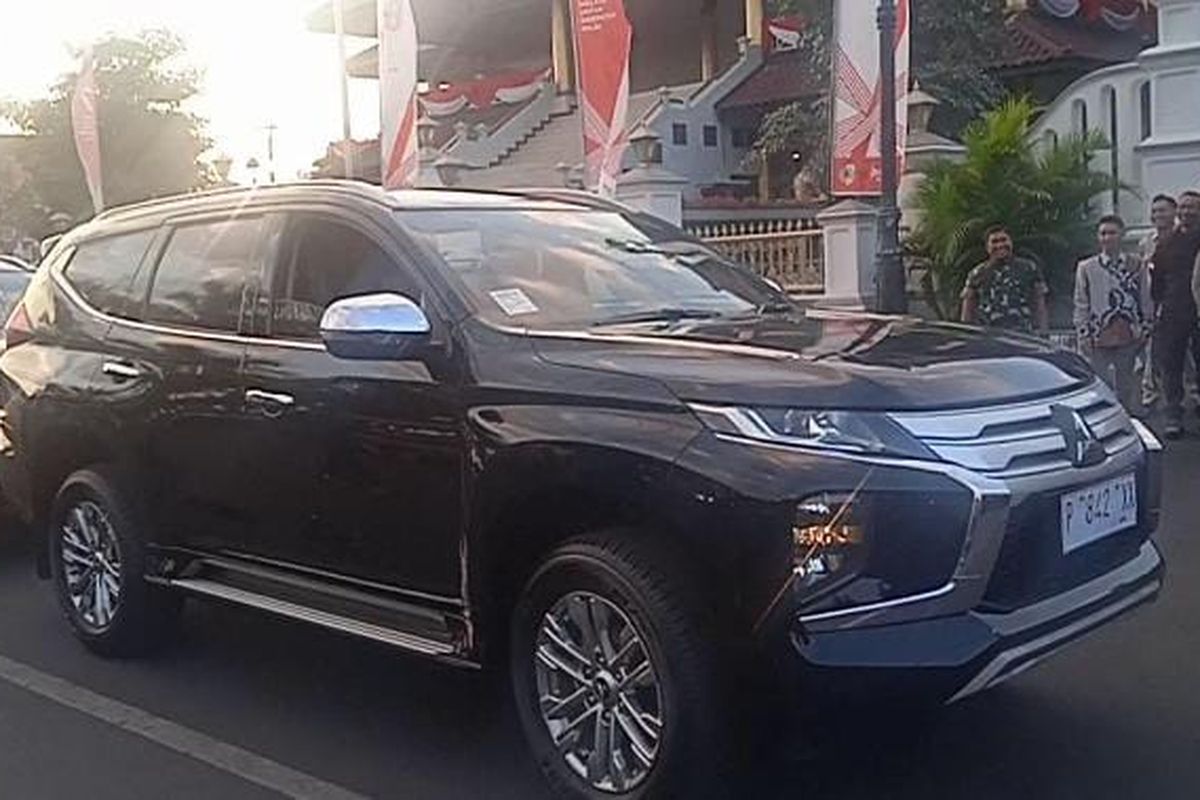 Pemkab Jember memberikan mobil Pajero baru untuk pejabat  Forkopimda Jember 