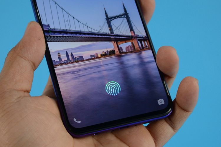 Ilustrasi fingerprint scanner dalam smartphone.