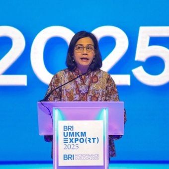 Menteri Keuangan (Menkeu) Sri Mulyani Indrawati pada pembukaan BRI UMKM EXPO(RT) BRI dan Microfinance Outlook 2025 di ICE BSD, Tangerang, Banten, Kamis (30/1/2025). 