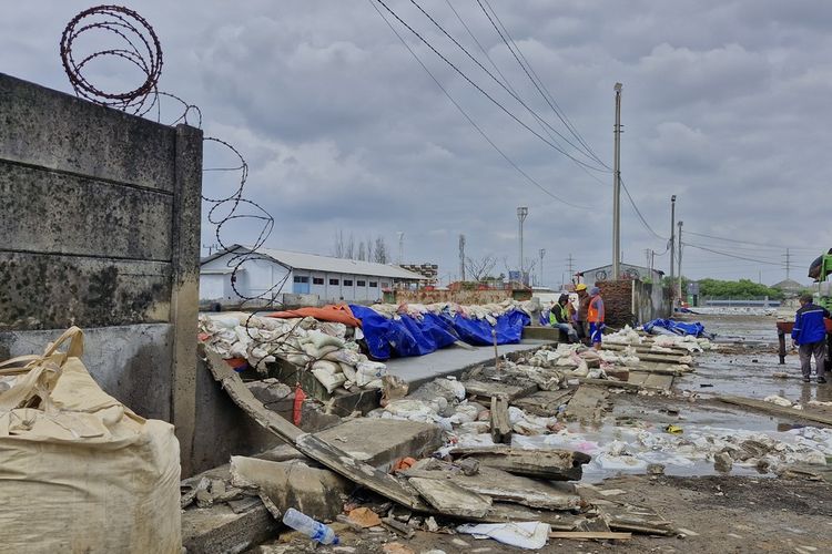 Update Jebolnya Tembok Pagar Pelabuhan Tanjung Emas Semarang