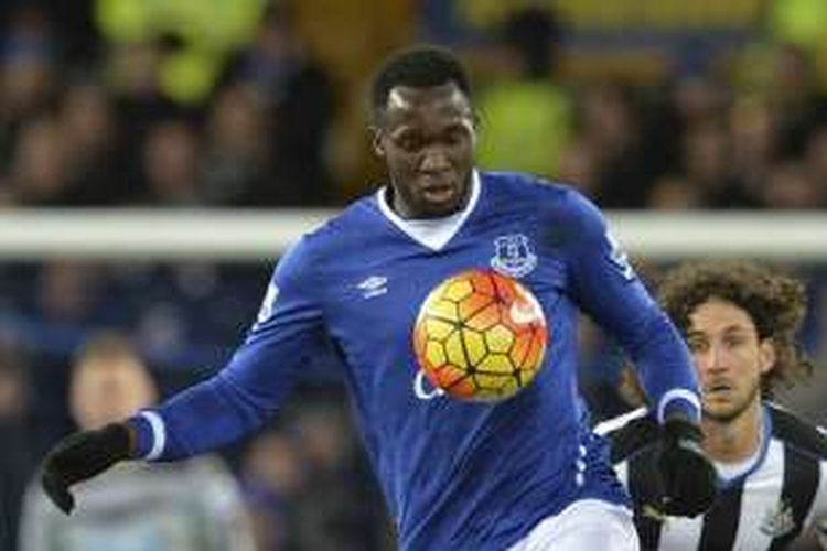 Penyerang Everton, Romelu Lukaku, tampil pada laga Premier League kontra Newcastle United, di Stadion Goodison Park, 3 Februari 2016.