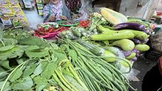 MBG Libur, Harga Bahan Pokok di Surabaya Cenderung Fluktuatif