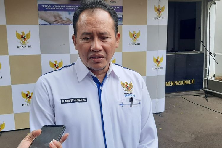 Wakil Ketua Badan Perlindungan Konsumen Indonesia (BPKN) Mufti Mubarok saat ditemui di Kantor BPKN, Jakarta, Rabu (9/11/2022).