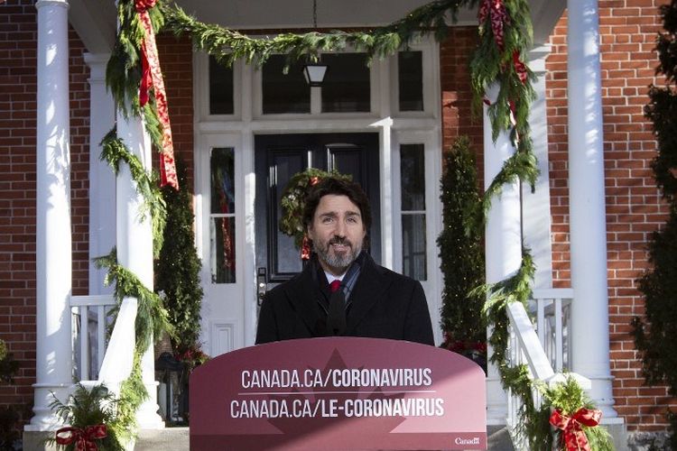 Perdana Menteri Kanada Justin Trudeau berbicara selama briefing Covid-19 di Rideau Cottage di Ottawa, Ontario, pada 18 Desember 2020. 