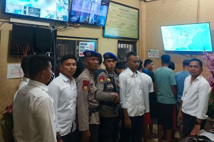 11 Penambang Pasir Ilegal Ditangkap Polda Bengkulu