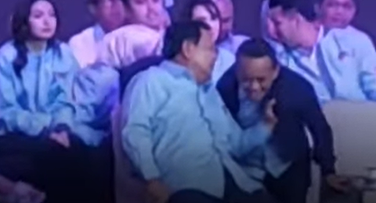 Tarikan Jaket Bahlil oleh Prabowo Dalam Telaah Komunikasi