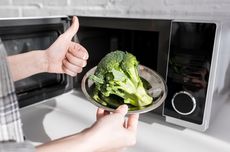 10 Tips Gunakan Microwave untuk Masak Makanan Sehat Lebih Mudah