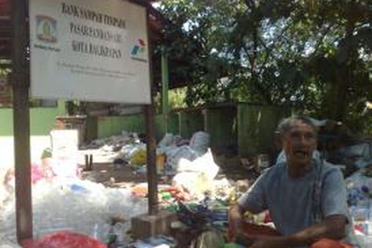 aktivitas bank sampah di indonesia