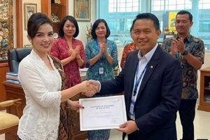 Foto Pramugari Gadungan Viral Masuk Garuda Indonesia Ternyata Rekayasa AI