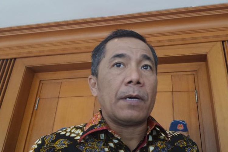 Anggota Komisi III Sarifuddin Suding di Kompleks Parlemen, Senayan, Jakarta, Senin (25/7/2016).