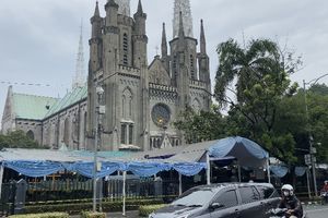94 Polisi Dikerahkan Jaga Perayaan Natal 2025 di Gereja Katedral Jakarta