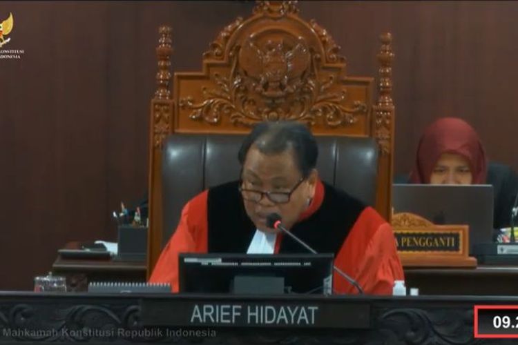 Hakim konstitusi Arief Hidayat dalam sidang sengketa Pileg di MK, Jakarta Pusat, Jumat (3/5/2024).