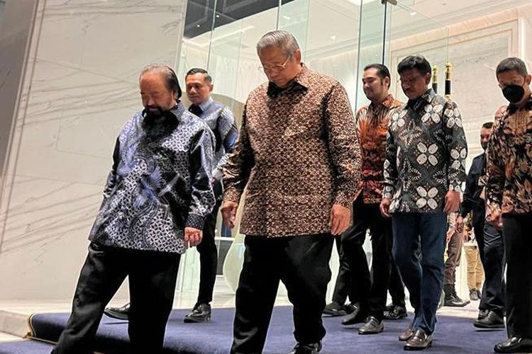 Presiden ke-6 RI Susilo Bambang Yudhoyo dan Ketua Umum Partai Nasdem bertemu di Nasdem Tower, Minggu (5/6/2022) malam.