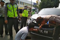 Pelat Nomor Mobil Dicat Ulang, Anggota DPRD Karawang Kena Tilang