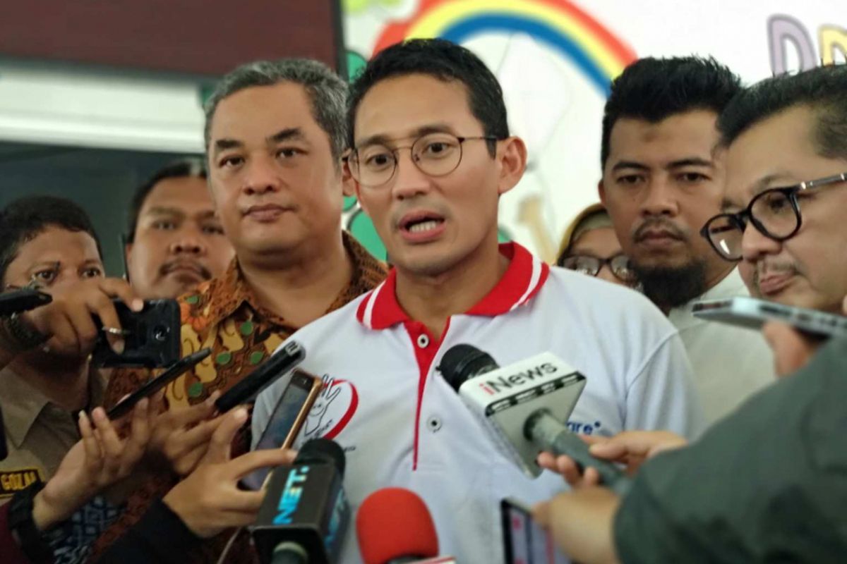 Wakil Gubernur DKI Jakarta Sandiaga Uno di RPTRA Pulo Gundul, Tanah Tinggi, Johar Baru, Jakarta Pusat, Sabtu (14/4/2018). 