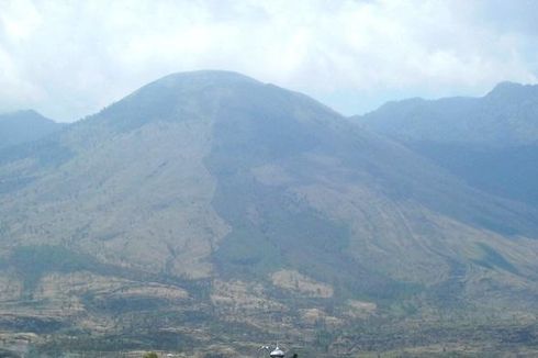Detik-detik Pendaki Hilang di Gunung Guntur, Berhasil Ditemukan Berkat Ritual Penjaga Parkir