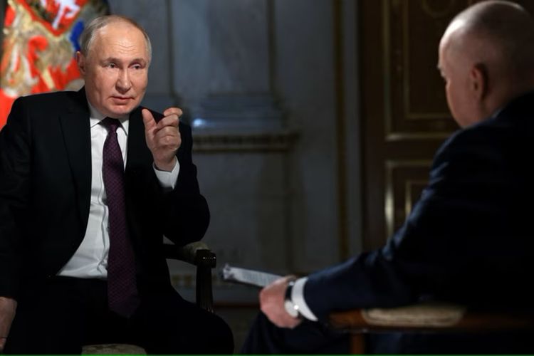 Presiden Rusia Vladimir Putin dalam wawancara TV mengatakan, siap gunakan senjata nuklir jika kedaulatan Rusia terancam, Rabu (13/3/2024). 