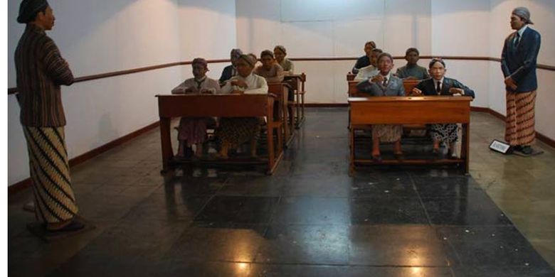 dampak-positif-pembangunan-sekolah-di-masa-politik-etis-bagi-indonesia
