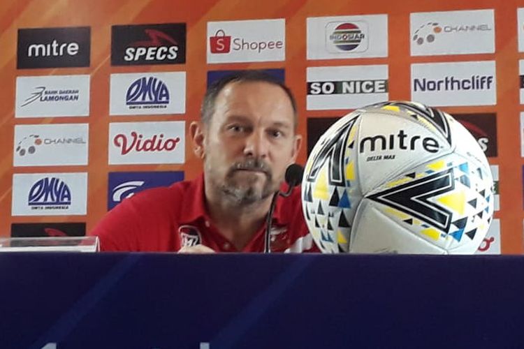 Pelatih Madura United, Dejan Antonic.