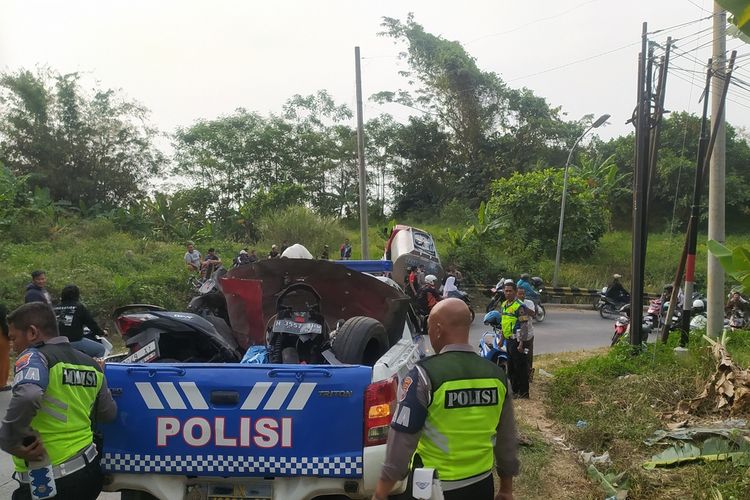 Terjadi kecelakaan beruntun di Jalan Jatibarang, Kota Semarang, Jawa Tengah 