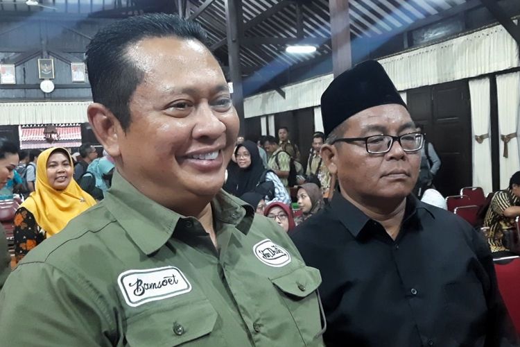 Ketua Majelis Permusyawaratan Rakyat Republik Indonesia (MPR RI), Bambang Soesatyo menerima aspirasi dari perangkat desa di Kabupaten Purbalingga, Jawa Tengah, Selasa (7/2/2024).