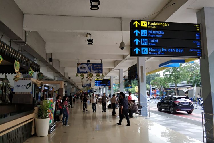 Suasana Bandara Halim Perdanakusuma, Kamis (7/6/2018). Kemenkeu mengatakan alih kelola Bandara Halim Perdanakusuma ke swasta harus atas izin Menteri Keuangan Sri Mulyani.