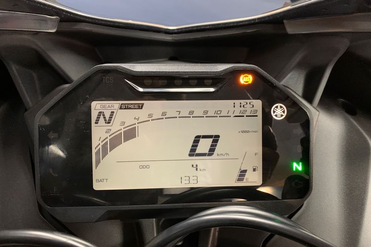 Spidometer Yamaha R15M