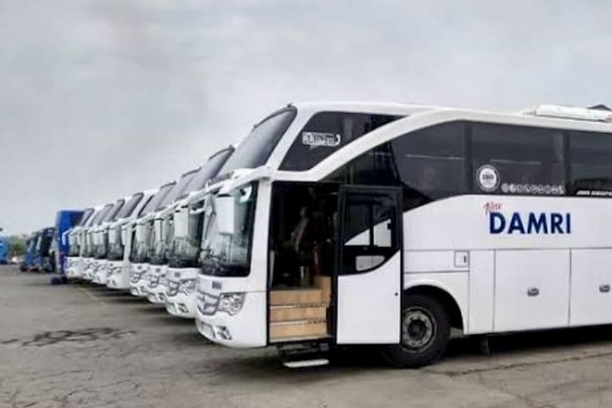 Ilustrasi bus Damri. Perum Damri menambah sejumlah titik pemberhentian baru di Lampung selama masa mudik lebaran 2024.