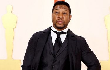 Aktor Jonathan Majors menghadiri perhelatan Annual Academy Awards ke-95 atau Oscar 2023 di Hollywood, California, pada 12 Maret 2023. 