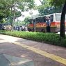 Naik 8 Bus, Rombongan Pedemo Mahasiswa UP dan Gunadarma Bergerak ke Monas