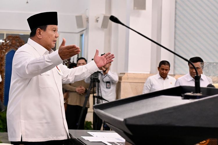 Presiden Prabowo Minta Seluruh Layanan Publik yang Memungkinkan Tersedia secara Digital