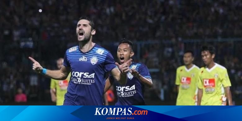 Arema cronus vs bhayangkara surabaya united 2016