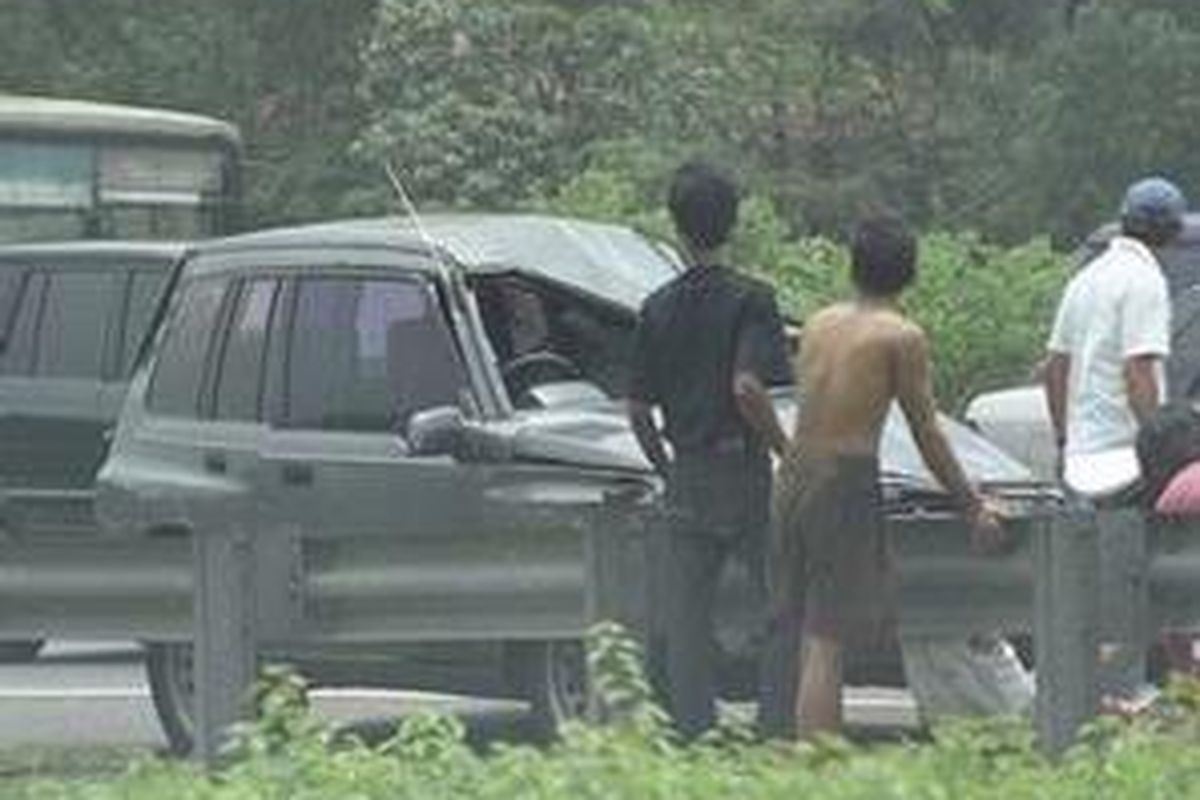 Kalau sudah begini bersilaturahmi dengan sanak kelukarga pun batal