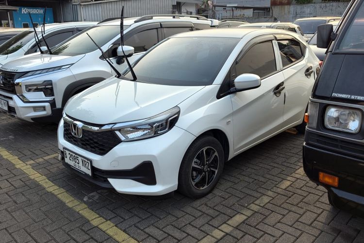 Pembeli Mobil Bekas di Balai Lelang Didominasi Pedagang