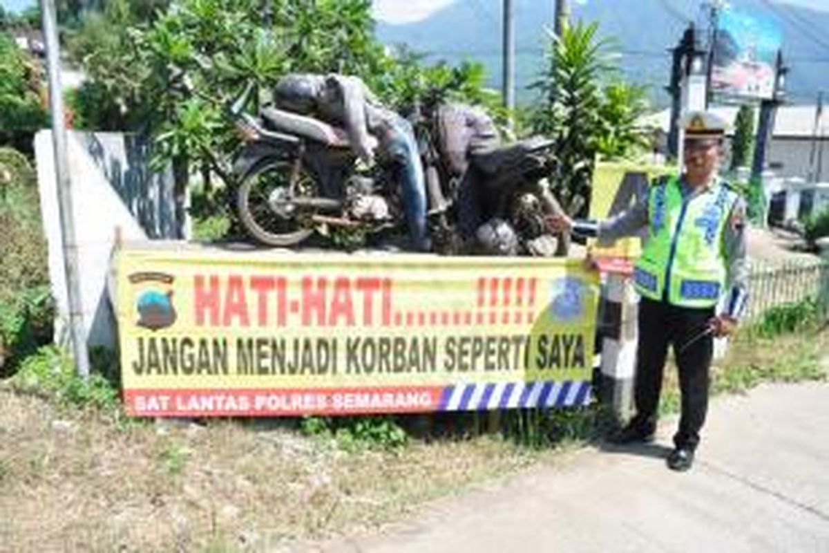 monumen terapi blackspot tiga tanjakan Lemah Abang, Jl 

Sukarno Hatta Babadan-Karangjati, Kabupaten Semarang.