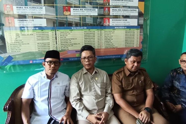 DPRD dan Dindikbud Datangi SMPN Tangsel, Minta Penjelasan Sekolah soal 14 Siswi Diduga Dibully