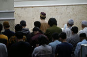 Siapa yang Berhak Menjadi Imam Sholat? Ini Syarat Wajib dan Keutamaannya dalam Islam