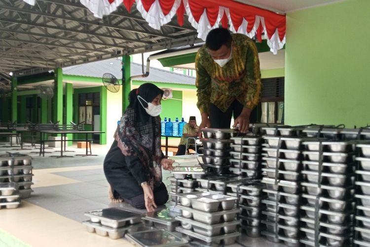 Sekolah Diliburkan karena Karhutla di Pekanbaru, MBG Tetap Jalan