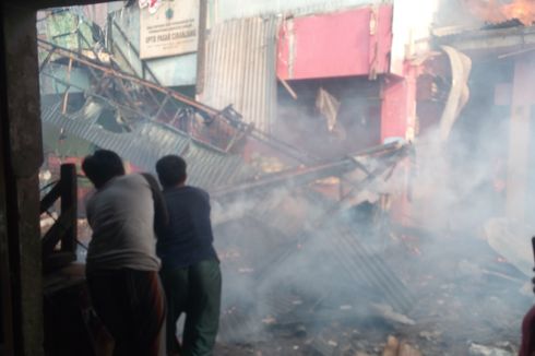 Ratusan Kios di Pasar Rakyat Ciranjang Cianjur Ludes Terbakar, Kerugian Diperkirakan Miliaran Rupiah